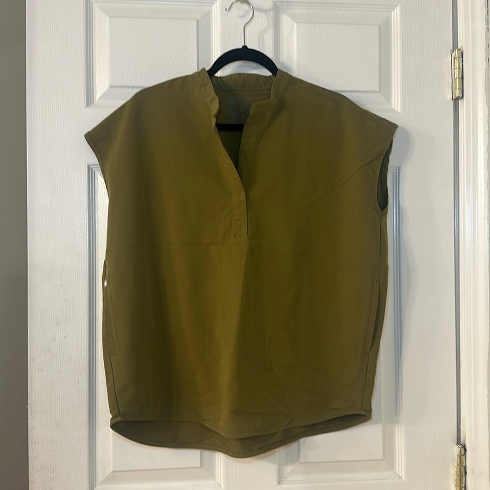 Figs Scrubs size Small